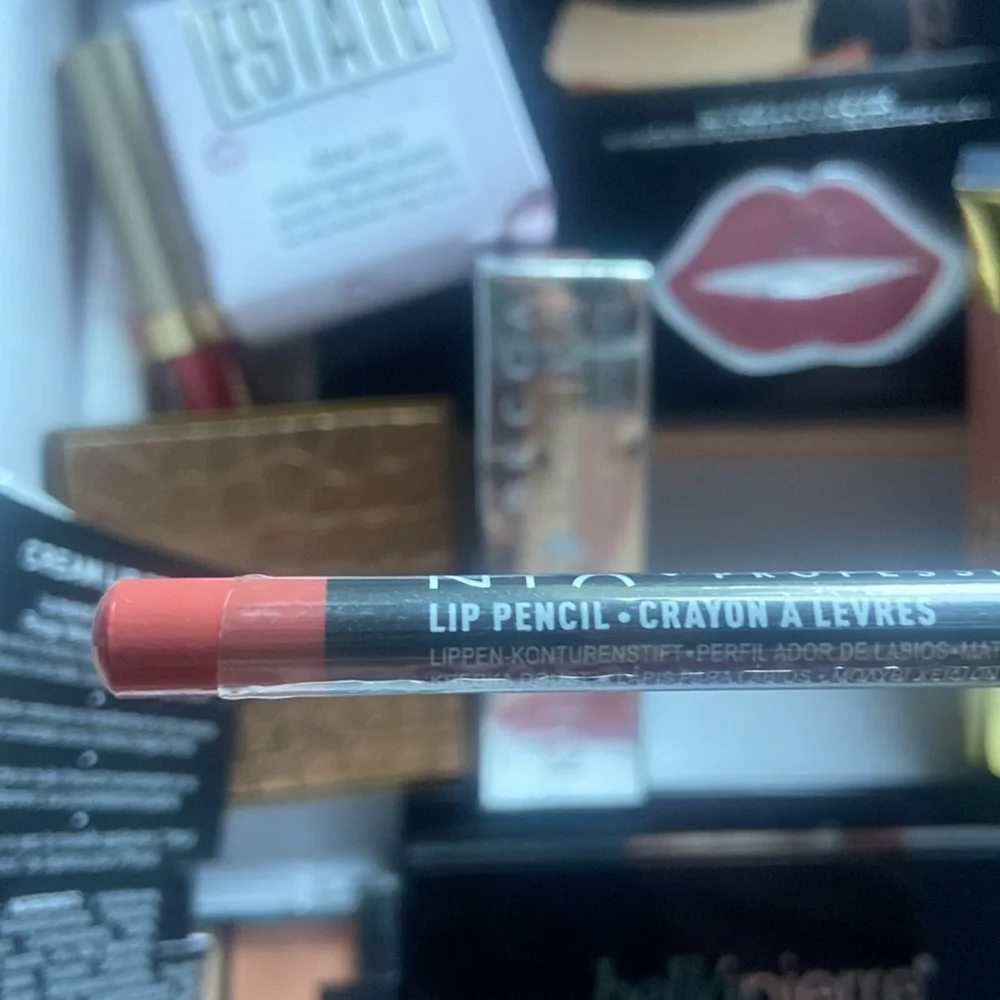 Makeup Bundle; Tarte Bellapierre NYX Stila & More